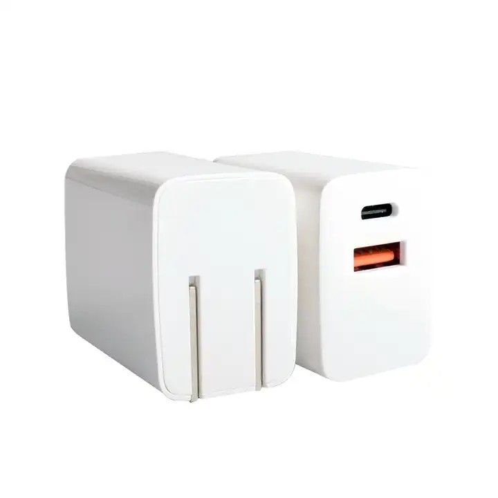 شارژر قابل حمل 12 ولت 1.67 آمپر USB C GaN شارژر سریع PD 20 وات قابل اعتماد