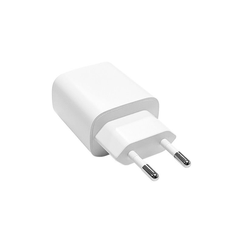 شارژر قابل حمل 12 ولت 1.67 آمپر USB C GaN شارژر سریع PD 20 وات قابل اعتماد
