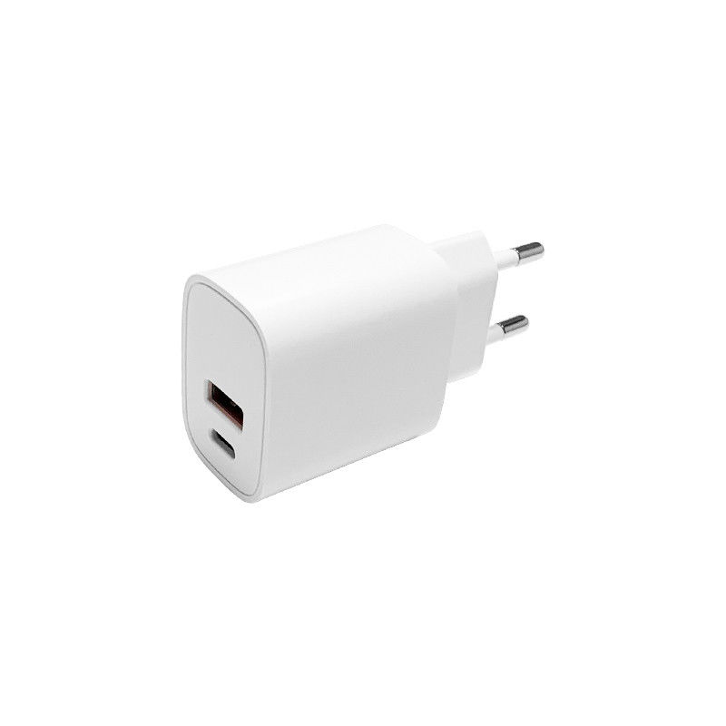 شارژر قابل حمل 12 ولت 1.67 آمپر USB C GaN شارژر سریع PD 20 وات قابل اعتماد